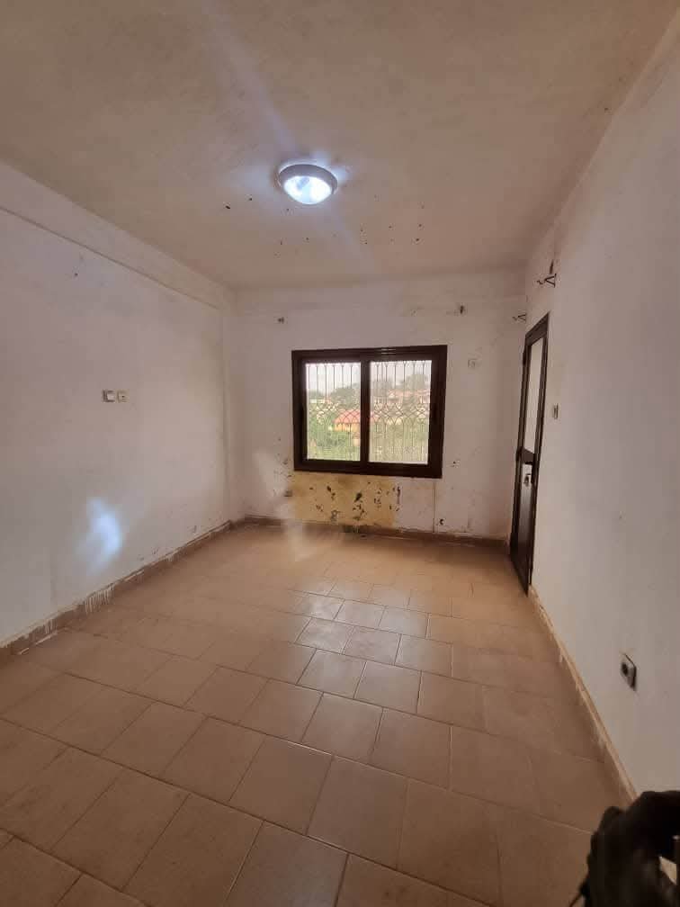Apparemment en location 1er étage kipé 3